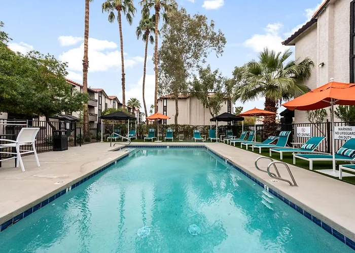 Sleek 2br Near Asu, Pool, Grill, Parking,petfrndly