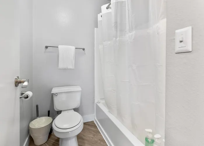 Sleek 2br Near Asu, Pool, Grill, Parking,petfrndly *